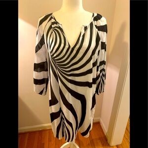 Traffic People blk/wht tunic dress, size S